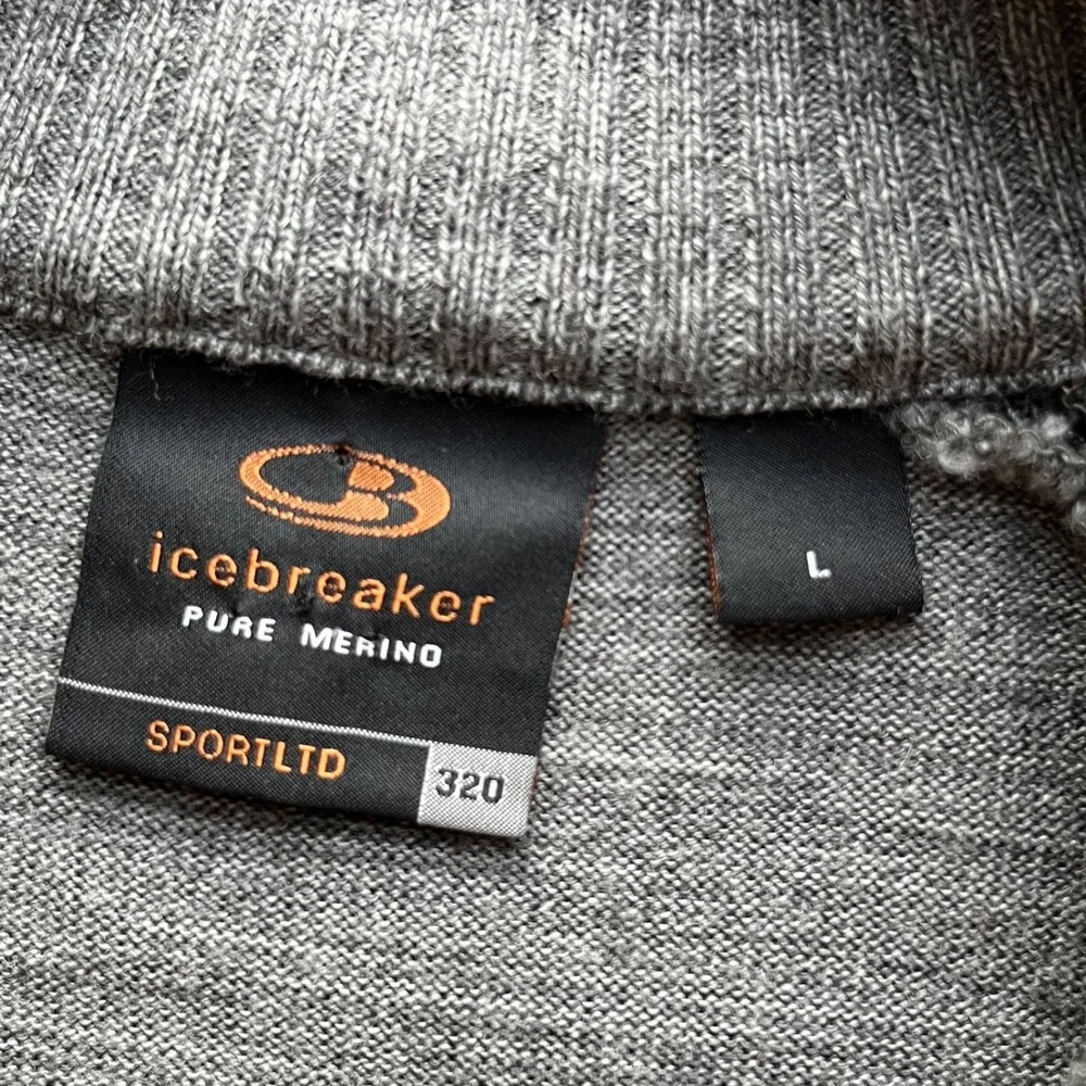 Icebreaker Sport 320 Merino Wool 1/4 Zip Sweater Mens Large Gray Orange Stripe